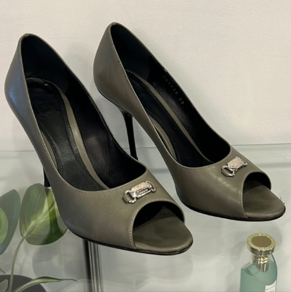 Gucci Micro'soft olive military army green leather open toe heels pumps shoes 8 - Picture 1 of 7